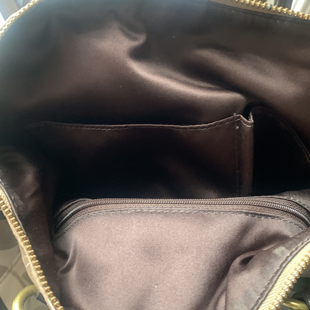Coach Campbell Brown
Beige Signature Sateen
With Leather Straps - Picture 13 of 13